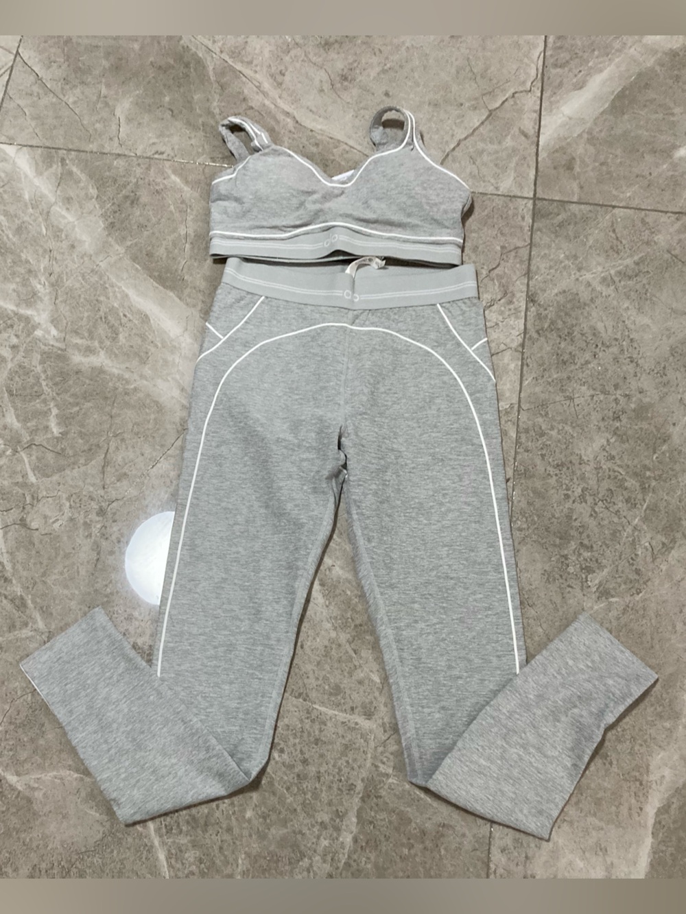ALO Yoga Light Gray Seamless Sports Bralette & Leggings Set